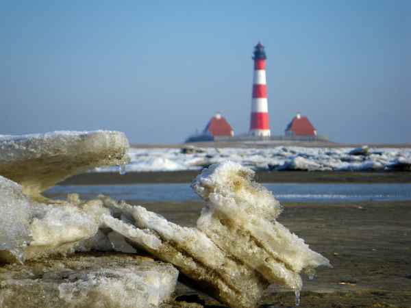 Eiszeit am  Westerhever Leuchtturm