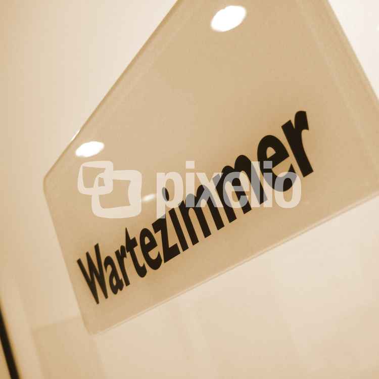 Wartezimmer gelb-braun