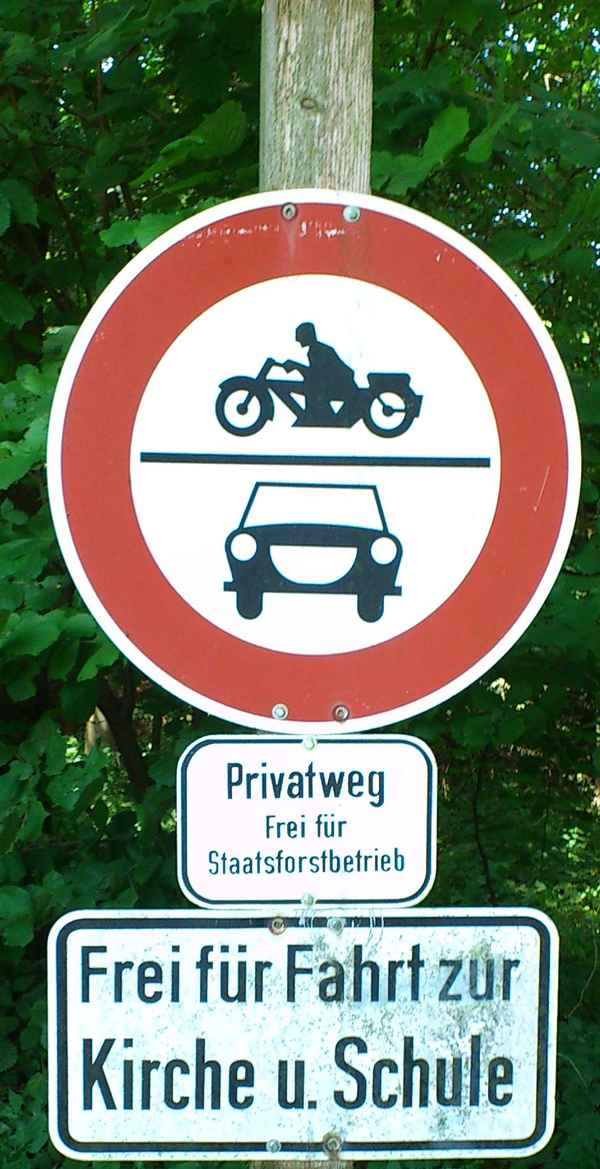 Freie Fahrt zu Kirche und Schule