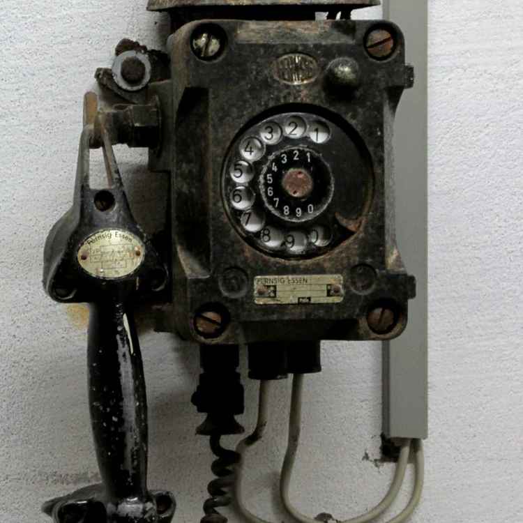 Altes Telefon im Helgoländer Bunker