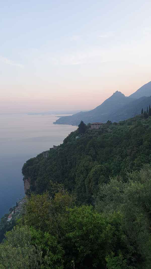 Gardasee Ausblick am Abend
