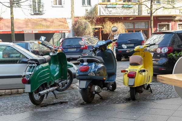 Vespas in Berlin