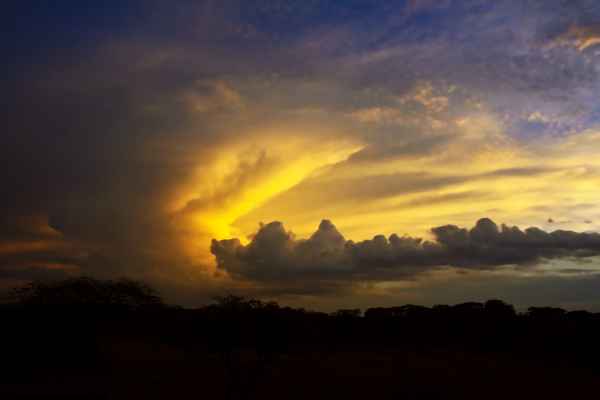  Wolken über Afrika