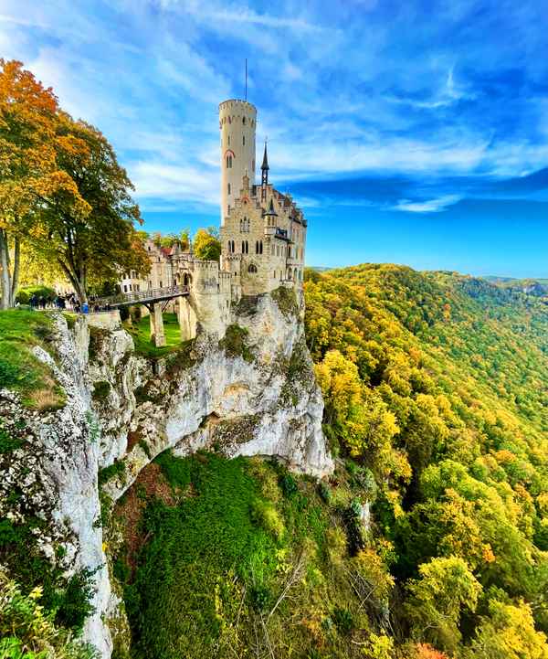 Burg Lichtenstein im Herbst