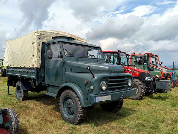Hanomag Pritschenwagen
