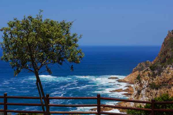 Steilküste am Ozean