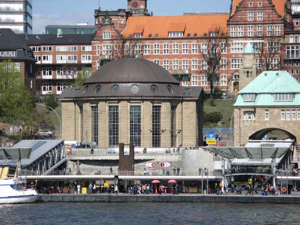 Der alte Elbtunnel