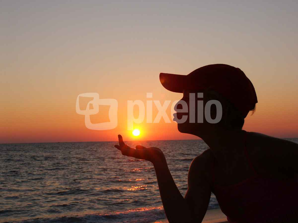 Ein Kuss zum Sonnenuntergang