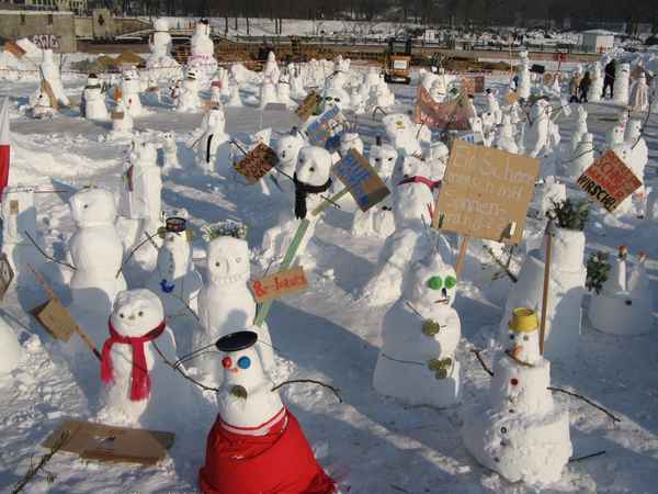 Protest der Schneemänner