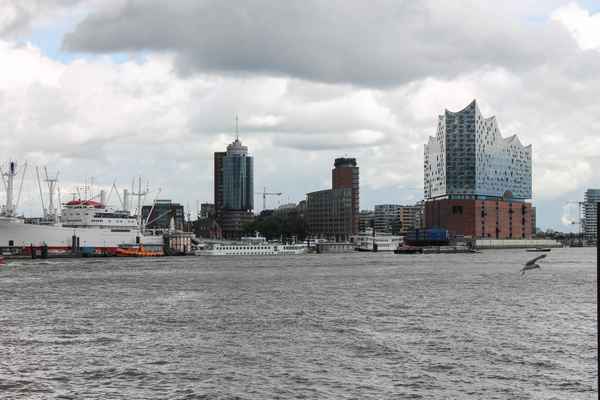 Elbphilharmonie ohne Kräne