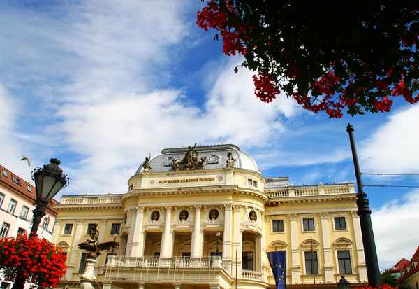 Bratislava - Das Slowakische Nationaltheater 03