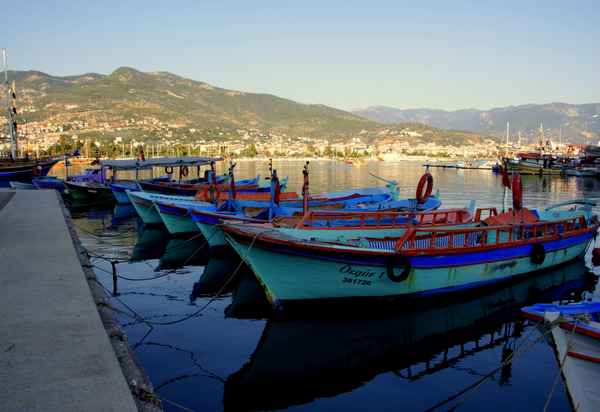Boote im Hafen von Alanya