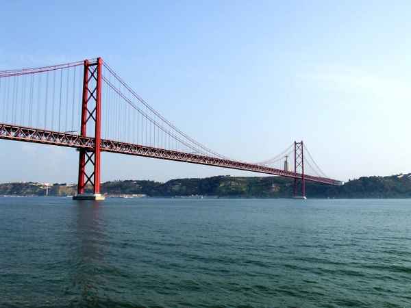 Brücke über den Tejo
