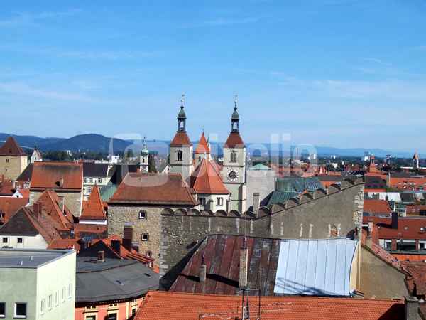 Schöne Stadt ausichten von der Höhe