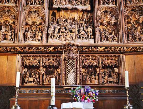 Der Bordeholmer Altar - Unterbau
