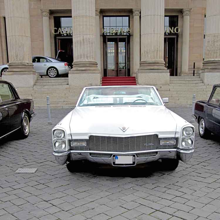 02_Cadillac_Front_Detail