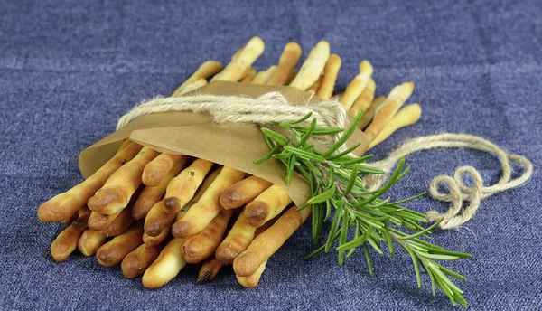 Grissini mit Rosmarin