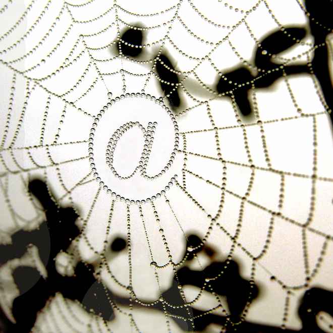 das Netz in dem wir alle hängen ....  (Internet(z) at