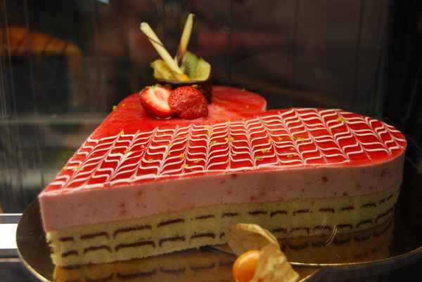 Erdbeertorte mit Herz