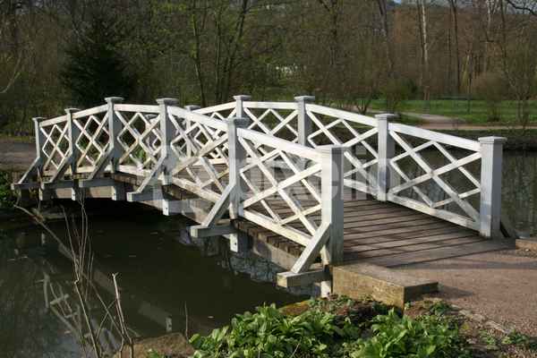 Weiße Brücke