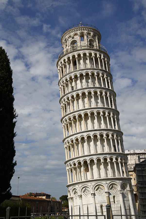 der schiefe turm von pisa