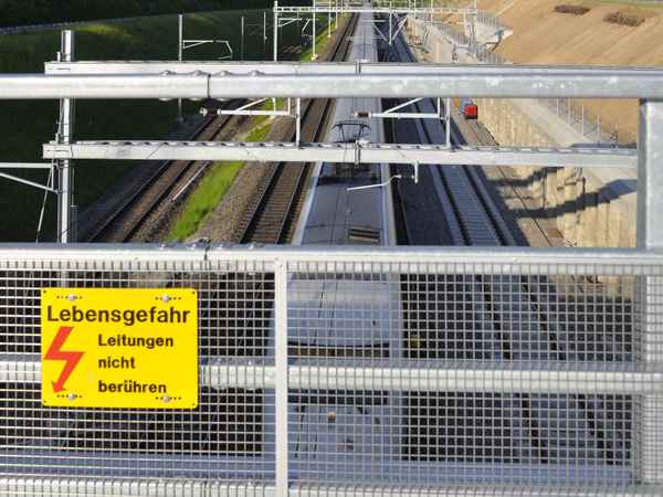 Hände weg vom Strom!