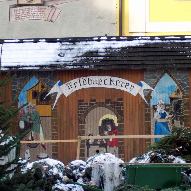 Der Lucrezia-Markt im Herzen der Altstadt 04