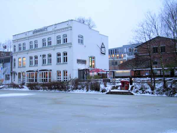 das Goldbekhaus am Kanal