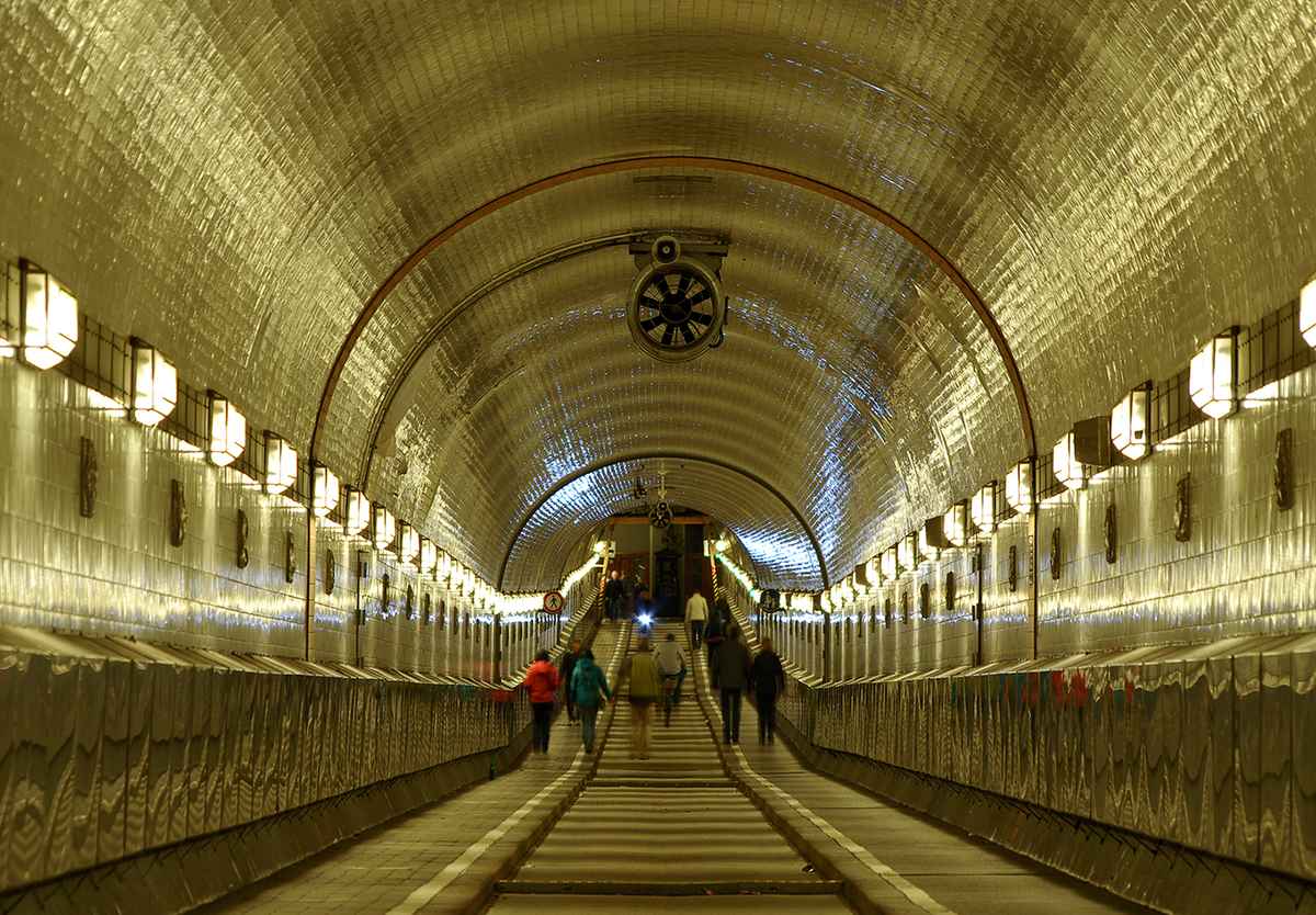 alter Elbtunnel
