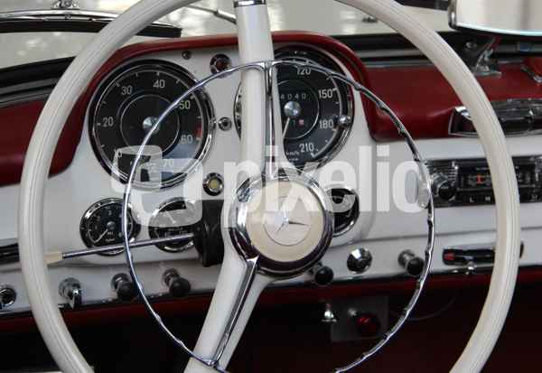 Oldtimer - Detail - Mercedes