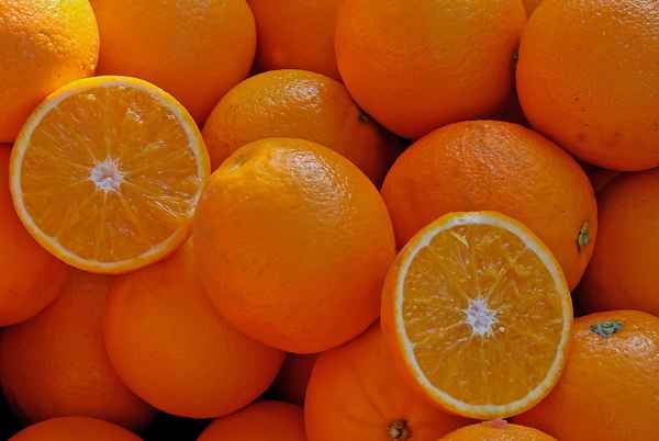 Orangen auf dem Wochenmarkt