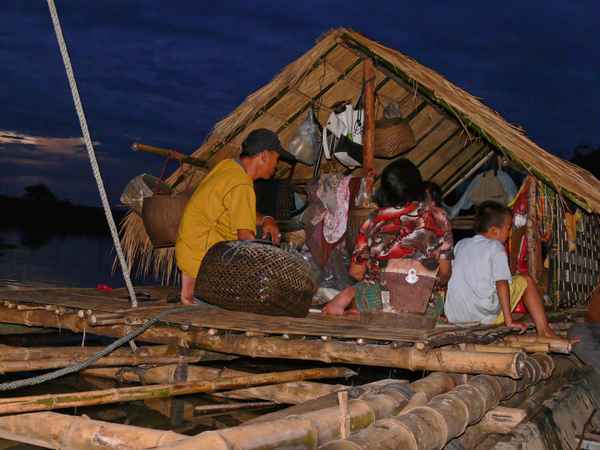 Floßfischer am Mekong (Thailand)