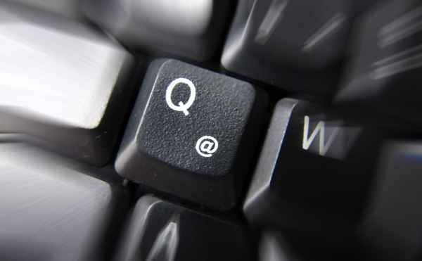 e-mailen mit @