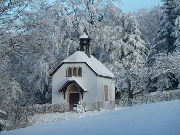 Kapelle im Schnee