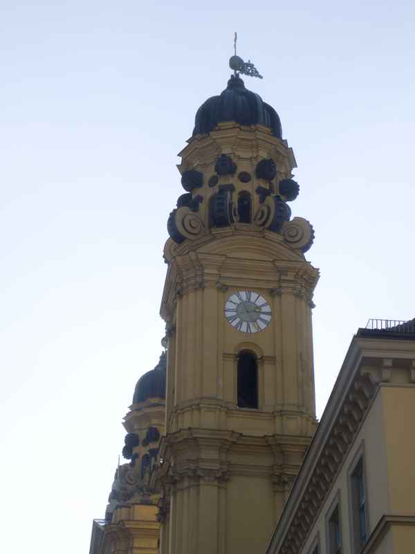 Theatinerkirche 3