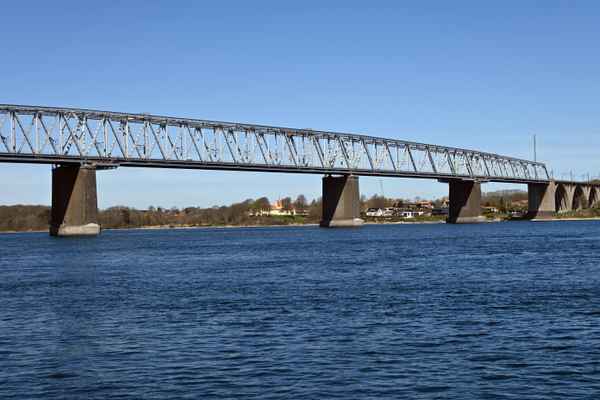 Alte Br&uuml;cke &uuml;ber den Lillebelt