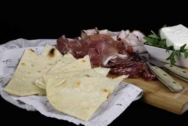 Kalte Platte mit Piadina