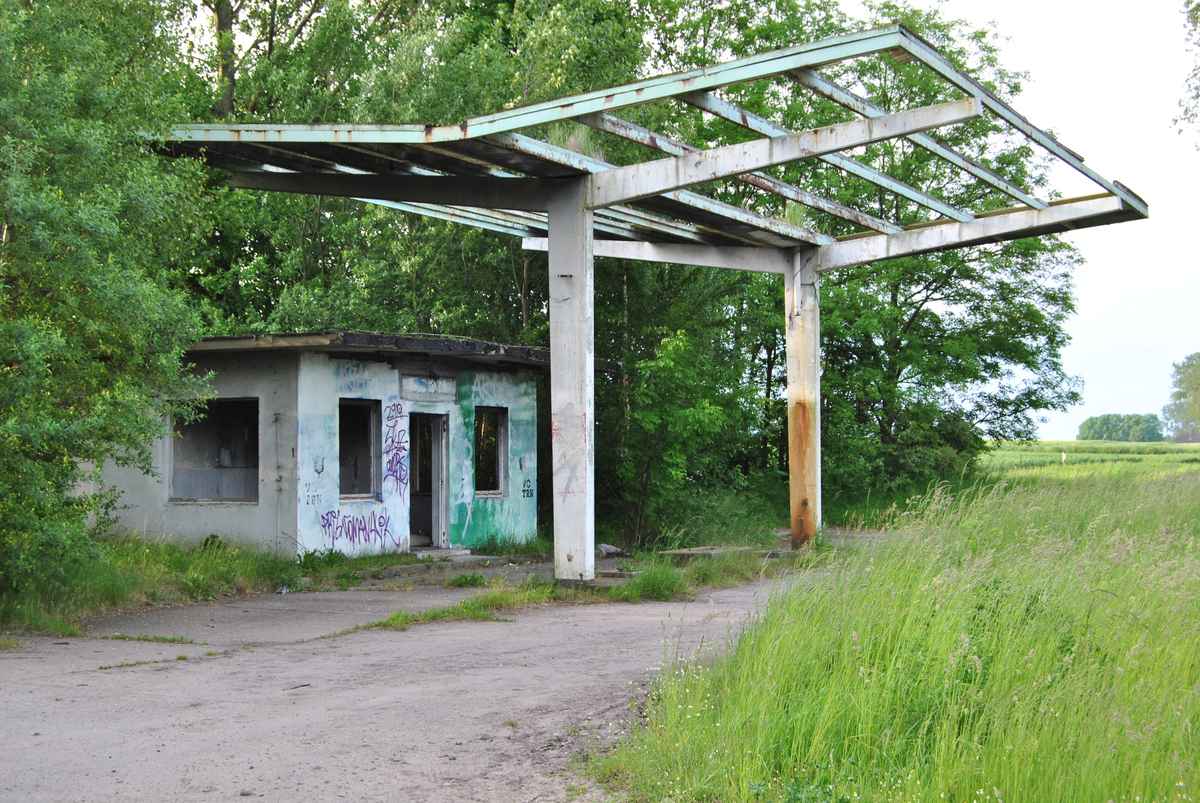 Verlassene Tankstelle