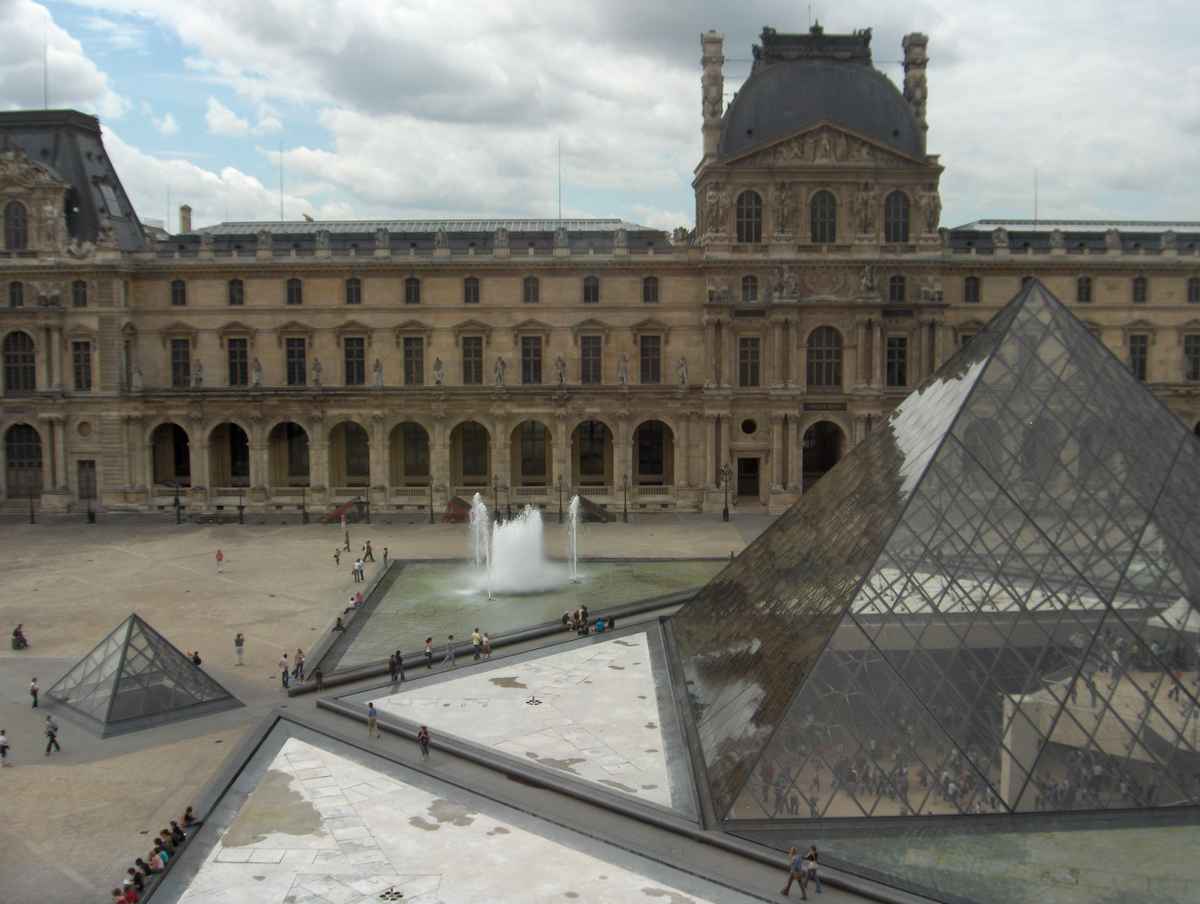 Louvre