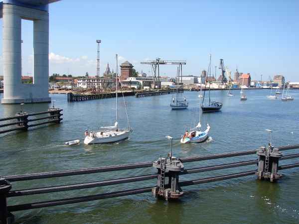 Ziegelgrabenbrücke Passage