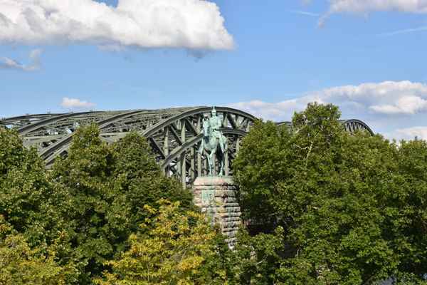 die natur macht auch vor einem kaiser nicht halt