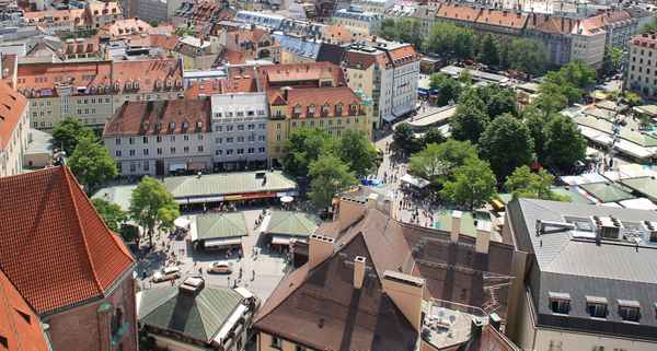 Blick auf den Viktualienmarkt 02