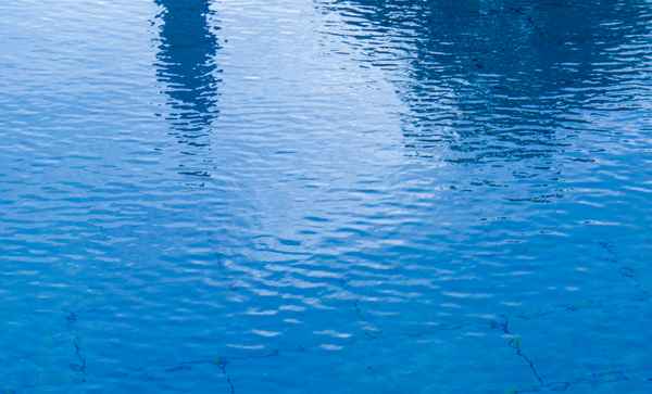 Wasser-blau als Fond