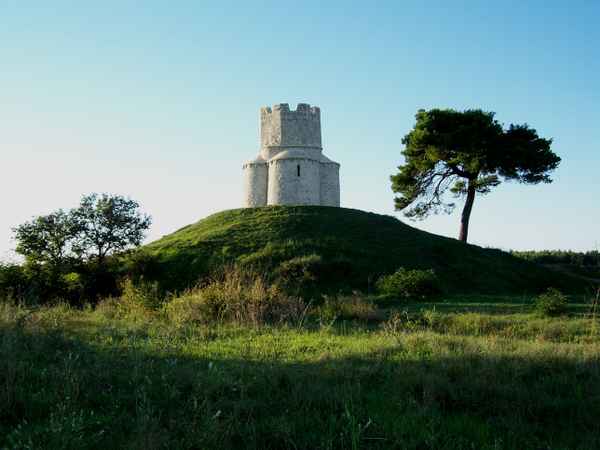Nikolauskirche bei Zadar (11. Jhdt)