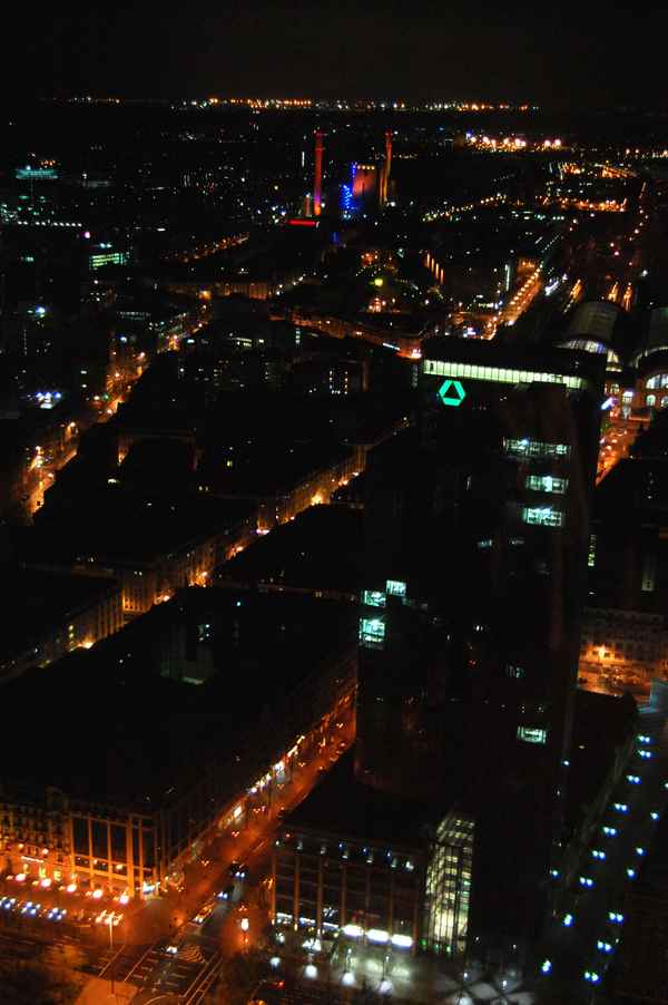 Frankfurter Skyline @ night 6
