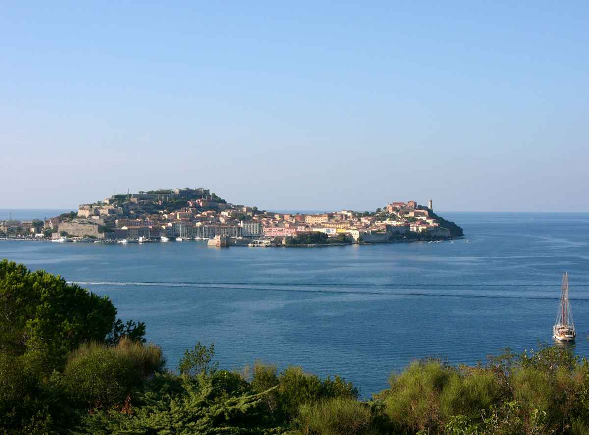 Blick auf die Bucht von Portoferraio