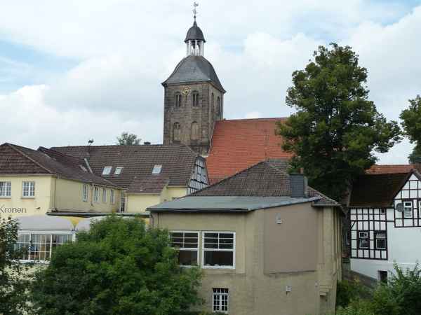 Kirche im Dorf