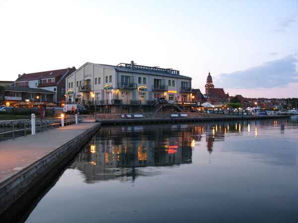 Hafenbar-Pier 13