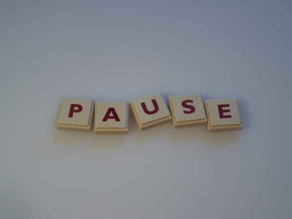 Wortbild Pause