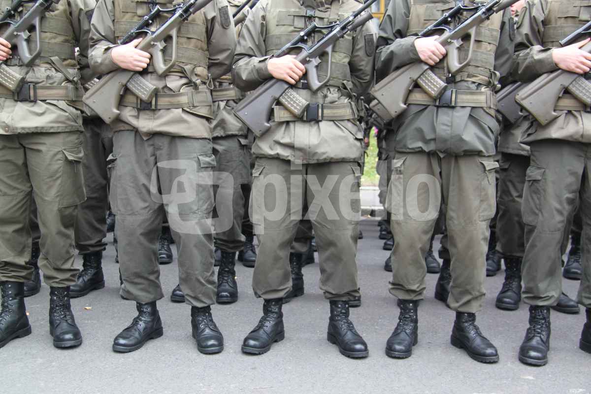 Stillgestanden, Soldaten!